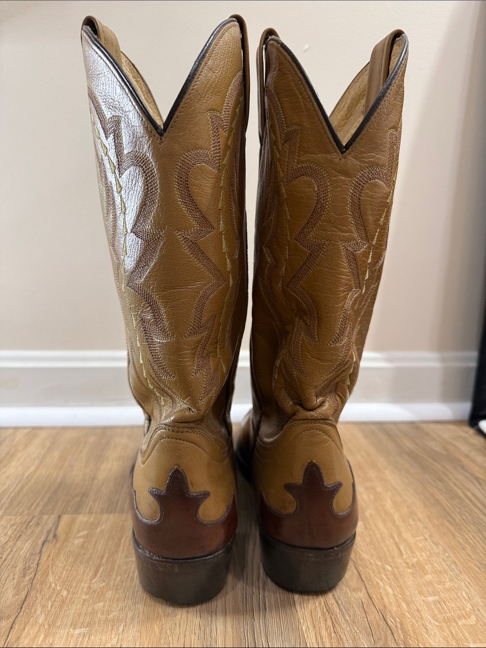 Dan Post Two-Tone Tan and Dark Brown Western Boots - Picture 3 of 8